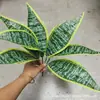 Pequeñas plantas verdes estilo bosque con 7 ramas, láminas de plástico impresas en 3D, hojas simuladas, fabricante mayorista para proyectos de embellecimiento de paredes vegetales