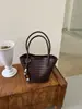 Bolso Cubo Tejido Estilo Coreano INS Súper Popular Transfronterizo para Mujer 2026 Nuevo de Gama Alta Versátil para el Trabajo Bolso de Hombro Único Cruzado
