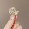 Broche novo estilo feminino senso de alta qualidade nicho broche atacado pino de alta qualidade temperamento fixo roupas terno joia pérola