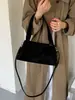 Bolso Tote Modelo Nuevo 2026 con Diseño Texturizado, Bolso de Hombro Único de Gran Capacidad, Bolso de Gamuza para Viajes Diarios para Mujer, Moderno y Versátil