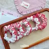 Scrunchie de Tecido Vermelho Doce Versátil Iluminador Feminino Xadrez Rabo de Cavalo Prendedor de Cabelo Acessório de Cabelo