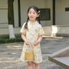 Traje Tang Floral de Algodão e Linho de Manga Curta Estilo Chinês Modernizado para Meninas, Vestido Infantil Estilo Nacional, Qipao Infantil de Shibo Luo para o Verão