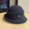Elegante sombrero de lana estilo Hepburn francés para mujer, otoño e invierno, con un toque sofisticado y de alta gama, gorro de pescador tejido, cálido y elegante
