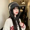 Gorro de Tricô Retro Fair Isle Feminino 2026 Novo Outono Inverno Chapéu Quente com Cordão para Proteção das Orelhas Chapéu Pulôver Lei Feng