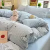 Reseñas de Compradores DisponiblesClase A 2026 Sábana Plaid Rayado Simple de Algodón Lavado Estampada y Sábana Ajustable Juego de Tres Piezas Cuatro