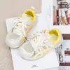 Zapatillas Ligeras y Elegantes para Niños 2026 Malla Transpirable para Niñas Versátiles de Verano Suela Suave Nuevos Zapatos de Entrenamiento para Niños