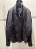 Otoño 2026 Nuevo Estilo Coreano Moda Diseño de Moda Retro Versátil Elegante Artesanía Pesada Solapa de Doble Capa Chaqueta de Cuero