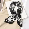 Pañuelo cuadrado pequeño de 70x70cm pañuelo de seda para mujer Primavera Otoño Invierno combinación con camisa decoración profesional pañuelo protector del cuello pañuelo fino