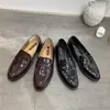 Zapatos Pequeños de Cuero Estilo Británico para Mujer Otoño 2025 Nuevos Zapatos Perezosos de Tacón Bajo Estilo Coreano Versátiles de Tacón Grueso Zapatos de Charol Universitarios para Mujer