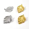 Aretes y Collar Irregulares de Corazón y Hoja Chapados en Oro para Mujer Estilo Europeo y Americano, Juego de Joyería Nupcial de Acero Inoxidable, Moderno y Versátil