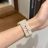 Pijama de Dibujos Animados Kt Adecuado para Apple Watch Iwatch11 Correa Grabada de Dos Tonos Generaciones 1-10 Banda de Muñeca de 41/49mm