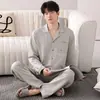 Pijama masculino 100% algodão, manga longa, primavera e outono, abertura frontal, casual, plus size, design de desenho animado, adequado para adolescentes e jovens, conjunto de roupa para casa