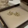 Pendientes Únicos de Poni para Mujer 2026 Nuevo Estilo Caliente Pendientes de Plata de Ley de Lujo Ligero Pendientes Elegantes de Nicho Versátiles