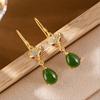 Aretes de zorro de jade natural con diamantes chapados en oro de plata esterlina s925, aretes de zorro de jaspe, aretes de viento de corte