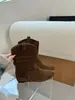 Botas super estilosas, que aumentam a altura, de cano médio para mulheres, nova coleção outono/inverno 2026, botas de tornozelo marrons estilo Birkenstock, populares botas Martin