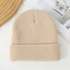 Chapéu de Tricô de Cor Sólida com Painel de Luz, Tricotado em Máquina Circular, Cor Pura, Camada Dupla, Cúpula Acrílica, Quente para Uso Externo, Chapéu Pulôver para Ciclismo