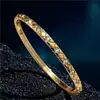Pulsera de Acero Inoxidable que no se decolora con Patrón de Diamante Acero de Titanio Versión Estrecha Europea y Americana Incrustaciones de Diamante Minimalista Moda Pulsera Brazalete