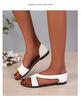 Sapatos femininos transfronteiriços europeus e americanos 2023 verão novo cor pura peep toe rebite bico aberto uso externo sandálias planas plus size da moda