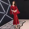 Vestido de Anfitriã para Mulheres 2026 Novo Estilo, High-End, Simples e Elegante, Vestido para Brinde, Vestido de Noiva, Noivado, Festa de Retorno, Gracioso