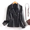 Jaqueta de couro feminina com gola reversa, novo estilo outono 2026, tamanho petite, jaqueta trench coat de camurça vintage acinturada, moderna