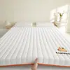 Colchão de algodão Xinjiang Classe A, espessado e antiderrapante, adequado para dormitórios estudantis, almofada macia dobrável, base de esponja