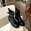 Botines de cuero lavado con suela gruesa para mujer, nuevo modelo 2026, con hebilla de cinturón, botas de montar plisadas, botas de motocicleta, botas estilo Martin con tacón grueso