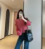 Cierra los ojos y compra la misma elegante camiseta de rayas de manga larga con cuello Henley que Yang Zi, una prenda interior para mujer para otoño e invierno 26, H090519