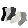 Calcetines de Rayas Verticales para Mujer, Cómodos Suaves Versátiles de Media Pantorrilla para Primavera y Verano, Calcetines Arrugados Casuales de Color Sólido Estilo Universitario