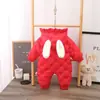 Disfraces de Invierno para Bebé Súper Lindos Engrosados Ropa de Felicitación de Año Nuevo Abrigo Acolchado de Algodón Estilo Extranjero para Niña Ropa para Salir Sosteniendo Ropa para Año Nuevo