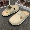 Fábrica de Chinelos Meia-Calça Baotou Atacado Sapatos Baixos para Mulheres Primavera e Verão Estilo Simples Confortáveis e Leves Sapatos Baixos Preguiçosos para Usar Fora Tamancos
