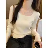 Suéter feminino fino de manga longa atacado outono e inverno top gola quadrada interna camisa básica suéter curto justo feminino
