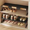 Los estantes escalonados del zapatero son retráctiles y ahorran espacio, una herramienta mágica para guardar zapatos con un soporte para zapatos de doble capa para la entrada