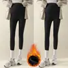 Pantalones de maternidad para primavera y otoño, leggings de abrigo, pantalones de yoga que no aprietan la barriga, ropa de algodón de otoño, nuevo modelo 2026 para principios del embarazo, estilo de otoño