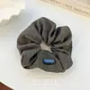 Outono e Inverno Cor de Chá com Leite Cor de Café Scrunchie com Letras Faixa de Cabeça Versátil Faixa de Cabeça Alta com Letras Grampo de Cabelo Acessório de Cabelo Atacado