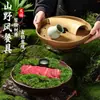 Fatias de Carne Fresca, Carne Mármore (Snowflake Beef), Prato com Gelo Seco, Carne Famosa da Internet de Nove Segundos, Montagem Artística com Efeito de Fumaça de Restaurante de Hot Pot Estilo Montanha