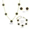 Set de collar de trébol de cinco hojas, collar de acero inoxidable de titanio, pulsera, pendientes, juego de joyería chapado en oro de 18 quilates