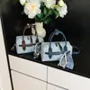Diseño de Nicho Minimalista de Alta Gama Transfronterizo Bolso Nuevo de Mujer Primavera 2026 Bolso de Hombro Único Bolso Cruzado de Axila Bolso Almohada