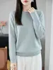 Nova Coleção Outono/Inverno 2026: Suéter de Tricô Feminino de Manga Longa com Gola Redonda Dobrada, Design Vazado, Cor Sólida, Blusa Base