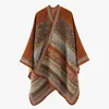 Nuevo Chal Bufanda Jacquard Versátil para Otoño e Invierno, Chal de Doble Cara de Imitación Cachemir, Artículo Popular de Moda Europeo y Americano