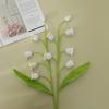 Nuevo ramo de lirios de los valles trenzado en lana con flores artificiales tejidas a mano, dulce flor tejida a mano terminada en stock