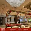 Aniversario de Apertura Ambiente de Celebración Evento Día de la Mujer Centro Comercial Decoración Joyería Arreglo de Bolas Colgantes de Techo
