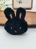 Primavera y verano nuevo broche de conejo felpa lindo animal pequeño caricatura japonés ropa de niñas zapatos colgante de bolso pequeño regalo