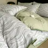 Conjunto de cama de quatro peças espessado, 100% algodão, escovado, com borda festonada para outono e inverno, incluindo lençóis de algodão puro, capa de edredom e lençol com elástico, adequado para o quarto principal para fornecer calor