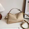 Bolsa Retro de Camurça Estampa de Leopardo Outono Inverno Nova Tendência Fashionável Nicho Bolsa de Ombro Único Versátil Grande Capacidade Bolsa Transversal