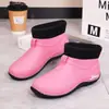 Zapatos de agua para adultos de boca poco profunda antideslizantes para todas las estaciones, resistentes al desgaste, zapatos de lluvia para enfermeras, tubo corto, cocina, suela gruesa, zapatos individuales, suela suave, zapatos de agua, mujer