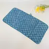 Set de toalla y toalla de baño de coral con patrón de diamantes, con elegante diseño de correa para colgar, para cocina y baño del hogar, toalla facial
