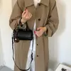 Bolso de mano retro transfronterizo para mujer, nuevo modelo 2026, adecuado para el trabajo y los desplazamientos, diseño simple y único, bolso de hombro y bandolera