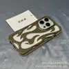 Adecuado para Funda de Teléfono Móvil Iphone17Promax Electrochapado Patrón de Llama Recortado Apple 15 Todo Incluido 16 Refrigeración y Transpirable