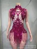 Nuevo Vestido Corto Elegante de Lentejuelas de Alta Gama Sexy Plateado Color Piel para Grupos Femeninos, Atuendo de Presentación Escénica con Flecos, Traje de Baile Latino