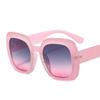 Gafas de sol de marco elegante de nuevo estilo, tendencia de personalidad europea y americana, gafas cuadradas, gafas de sol de moda con brillo, gafas lisas para mujer